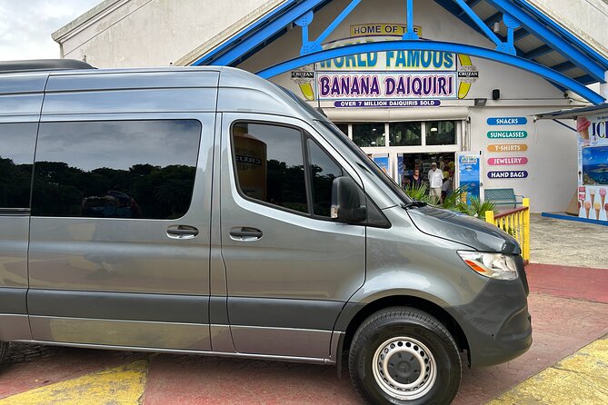 3 Hours Luxury Mercedes Van Tour in Saint Thomas - Pickup and start times: how to make the day feel easy