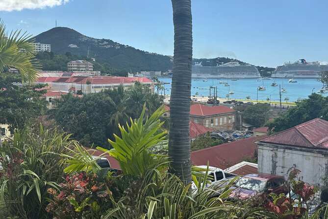 Ghosts and Legends of St. Thomas Charlotte Amalie Walking Tour - Stop 2: Fort Christian, the oldest building with a pirate twist