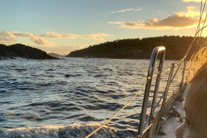 Group Sunset Sail St. John - Your boat and the vibe: up to 6 people on a 40 ft classic sailboat