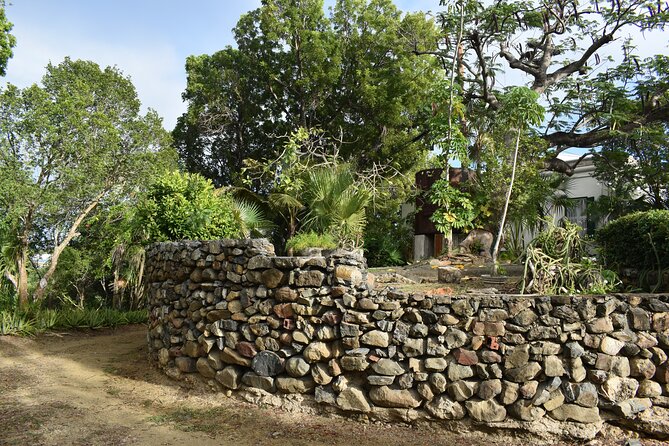 Historical attractions of Alexander Hamillton Mother's Gravesite - Monuments and estate grounds: tying it all together before you leave