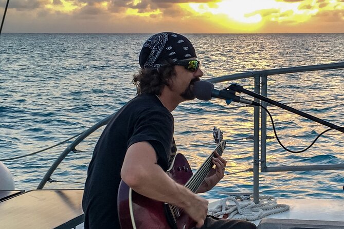 Live Music Sunset Sail - Rum punch made with Cruzan rum: what’s included and how it feels