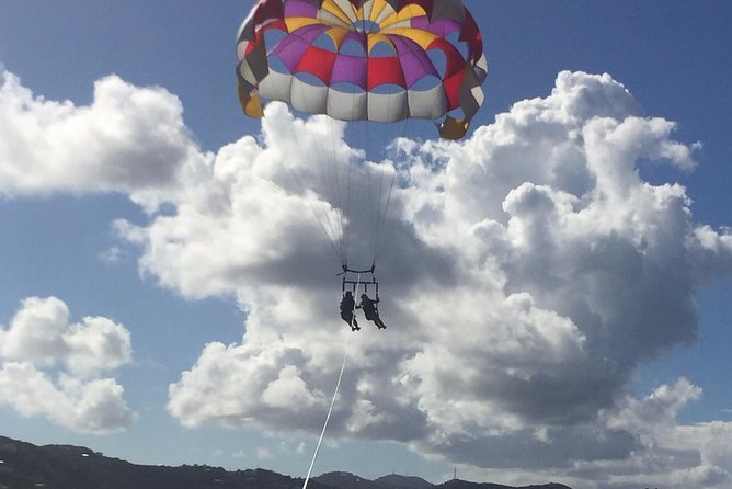 Parasail Experience in St Thomas - From Sapphire Beach Marina to launch: How the hour stays focused