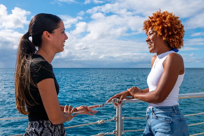 Sail Away on your Private 55-foot Catamaran Charter - Getting There: R Bar in Yacht Haven Grande (9:30am Start)