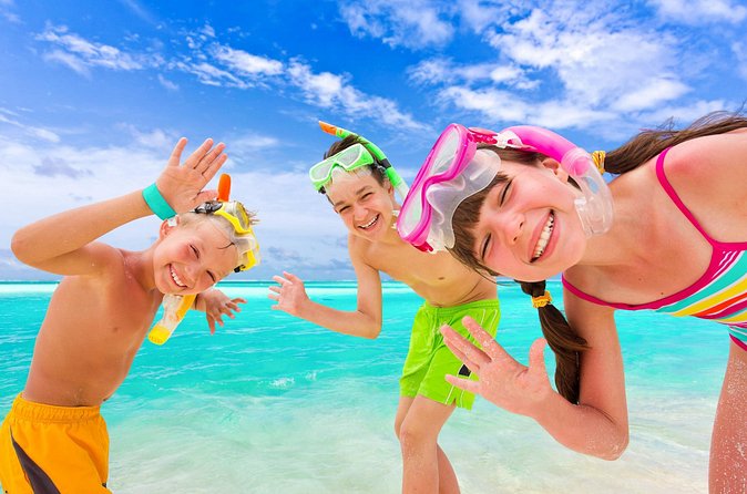 Snorkel Cat All Inclusive Adventure - Captain and crew: safety, music, and that “good energy” factor