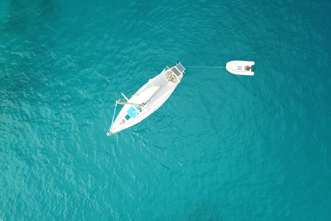 SPECIAL - (Up to 4 Passengers) All Inclusive Day Sail - Sailing Time With Captain Mike and a Hands-On Feel