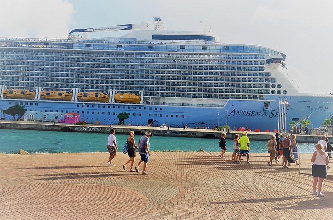 St Thomas Private and Customized Sightseeing Tour - How Your Guide Turns Sightseeing Into a Real Story