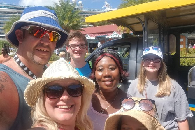 Two-Hour Sightseeing Excursion - Guides that speak your language, including English, French, and Spanish